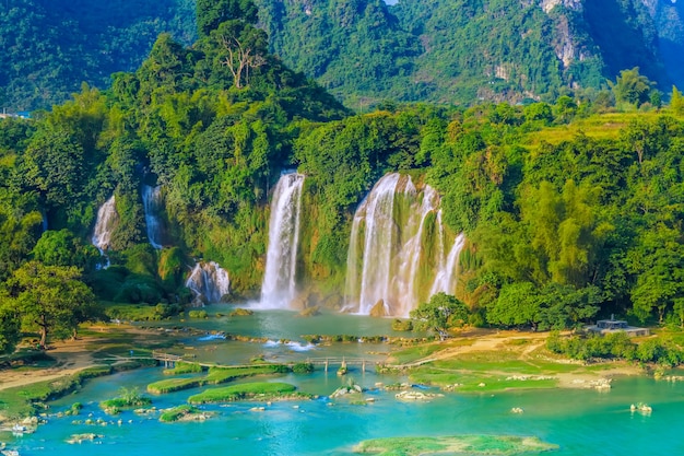 求推薦成都周邊旅游景點