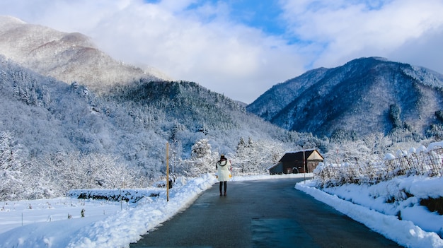 西安到梅里雪山自駕游攻略