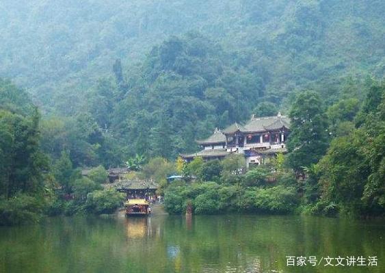 去成都青城山怎么坐車 從成都去青城山一天怎么玩