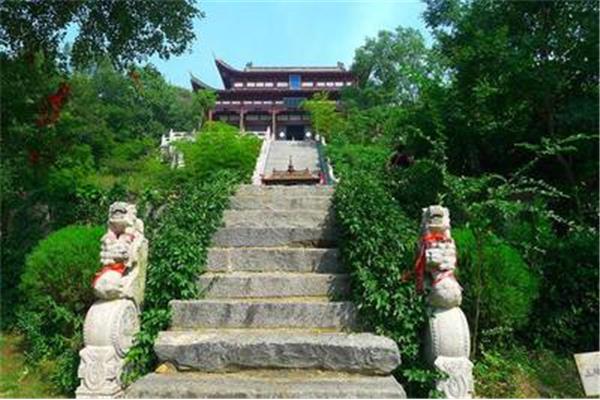 臨沭冠山風(fēng)景區(qū)免費(fèi),臨沂臨沭關(guān)山風(fēng)景區(qū)
